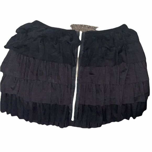 ✨4xHP✨Phopsdy Tiered Ruffle Zipper Mini Skirt ✨ - Picture 3 of 3
